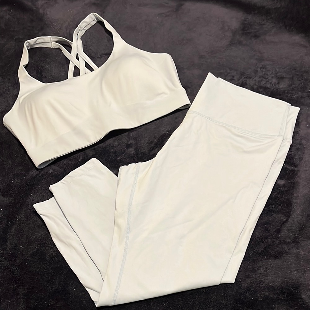 Women's Light Blue Sports Bra and Leggings Set